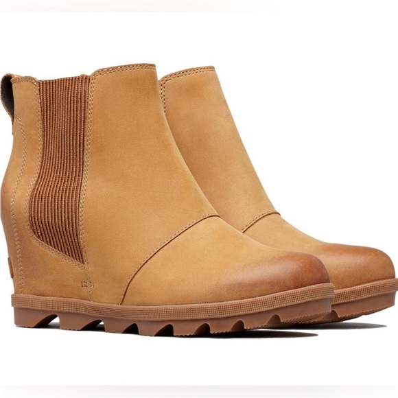 Sorel Joan Of Arctic Wedge II Chelsea Boot in Camel Brown - Picture 2 of 11